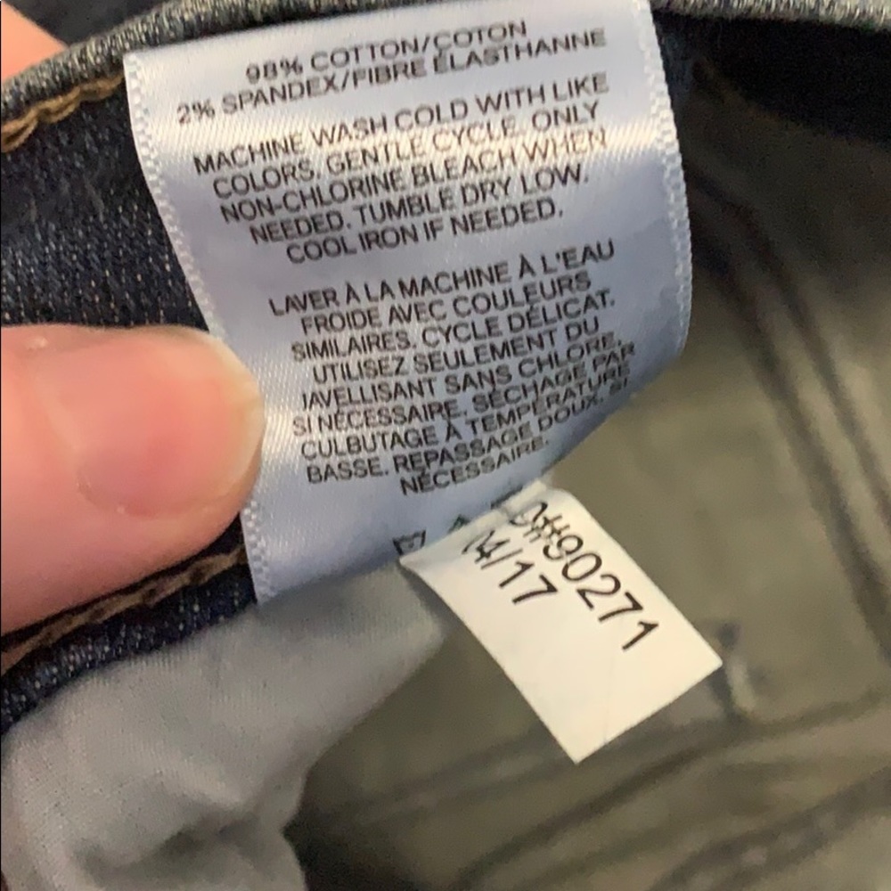 Express Distressed Jeans - Picture 6 of 7
